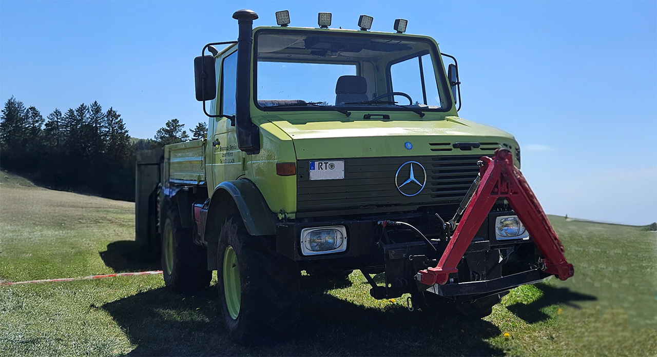 Brennholz-Service Josef Münch Unimog